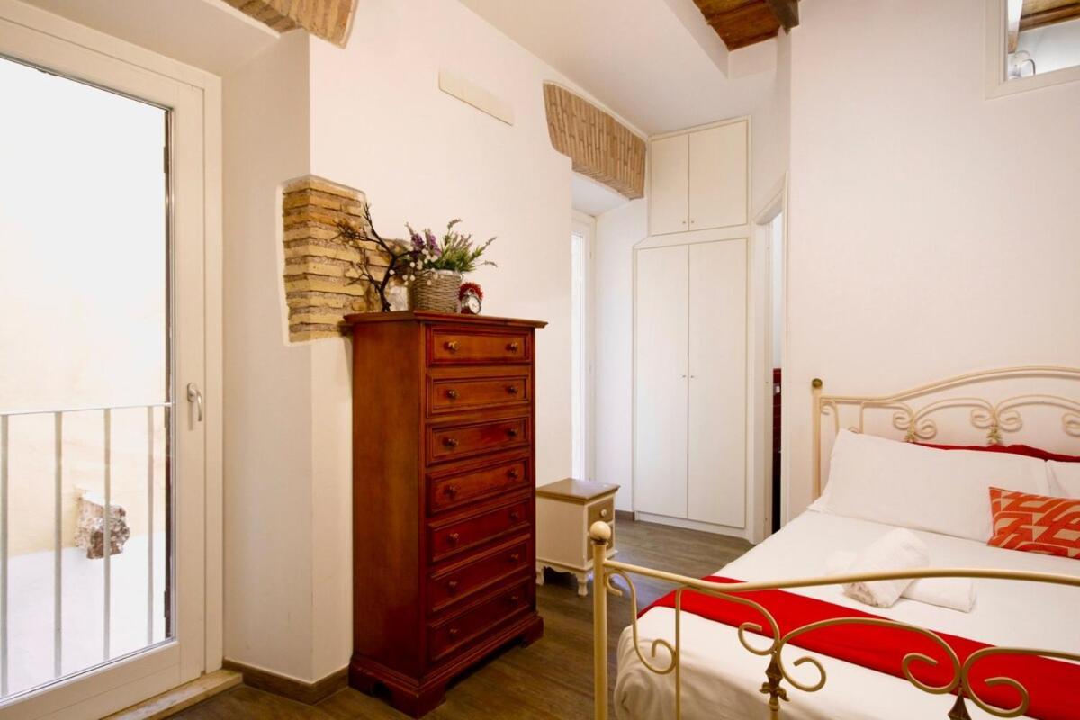 Hc - In The Heart Of Campo De' Fiori Apartment Rome Exterior photo